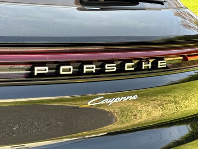 2025 Porsche Cayenne Base