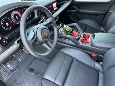 2025 Porsche Cayenne Base