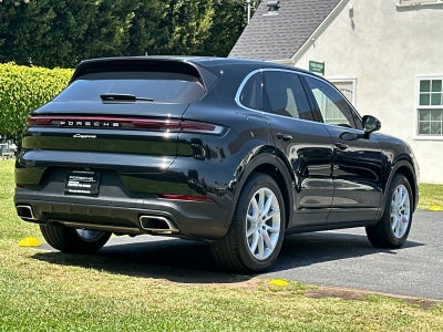 2025 Porsche Cayenne Base