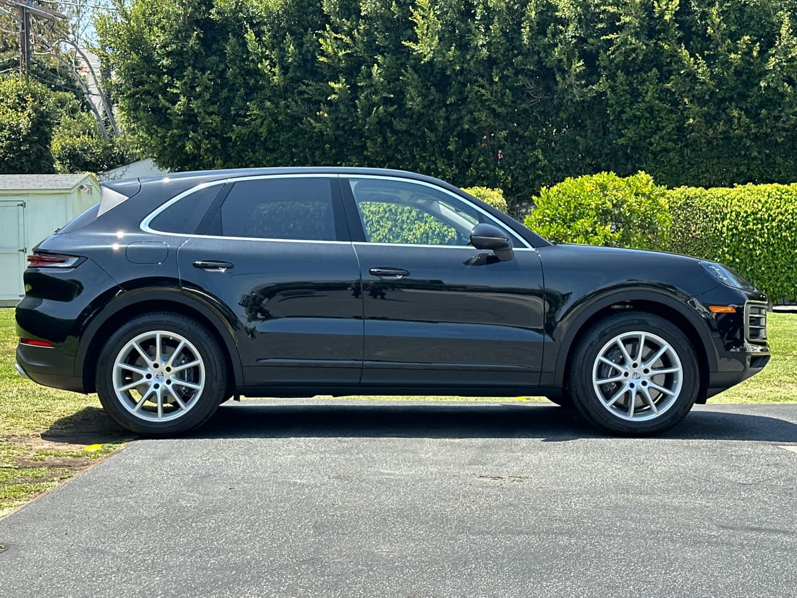 2025 Porsche Cayenne Base