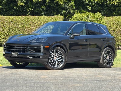 2025 Porsche Cayenne Base