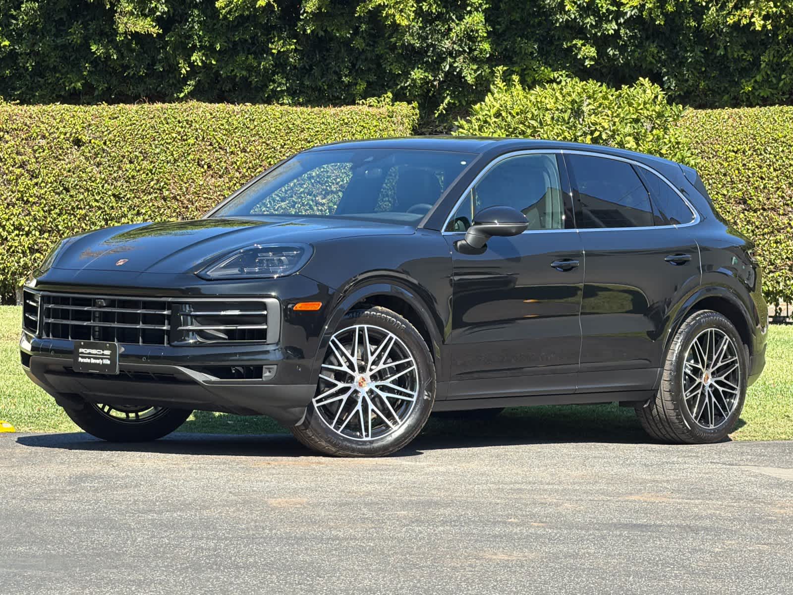 2025 Porsche Cayenne Base