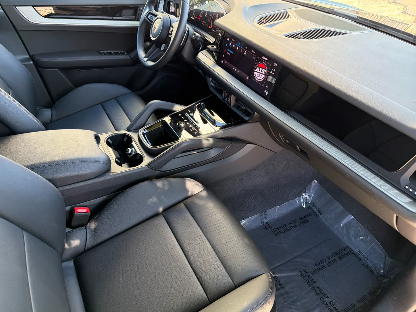 2025 Porsche Cayenne Base