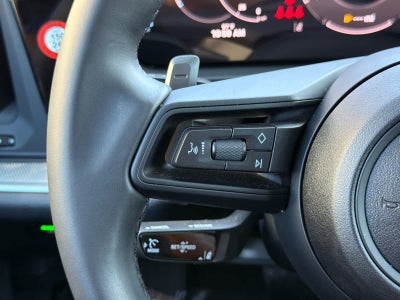 2025 Porsche Cayenne Base