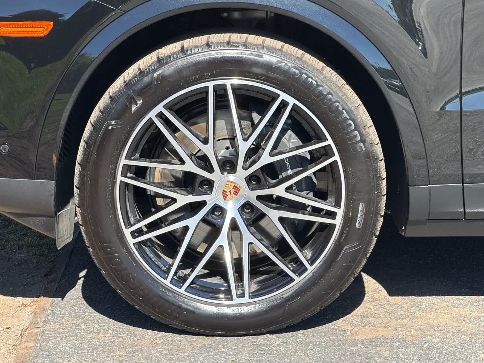 2025 Porsche Cayenne Base