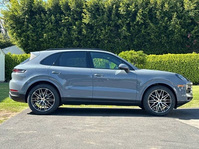 2026 Porsche Cayenne Base