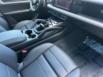 2026 Porsche Cayenne Base