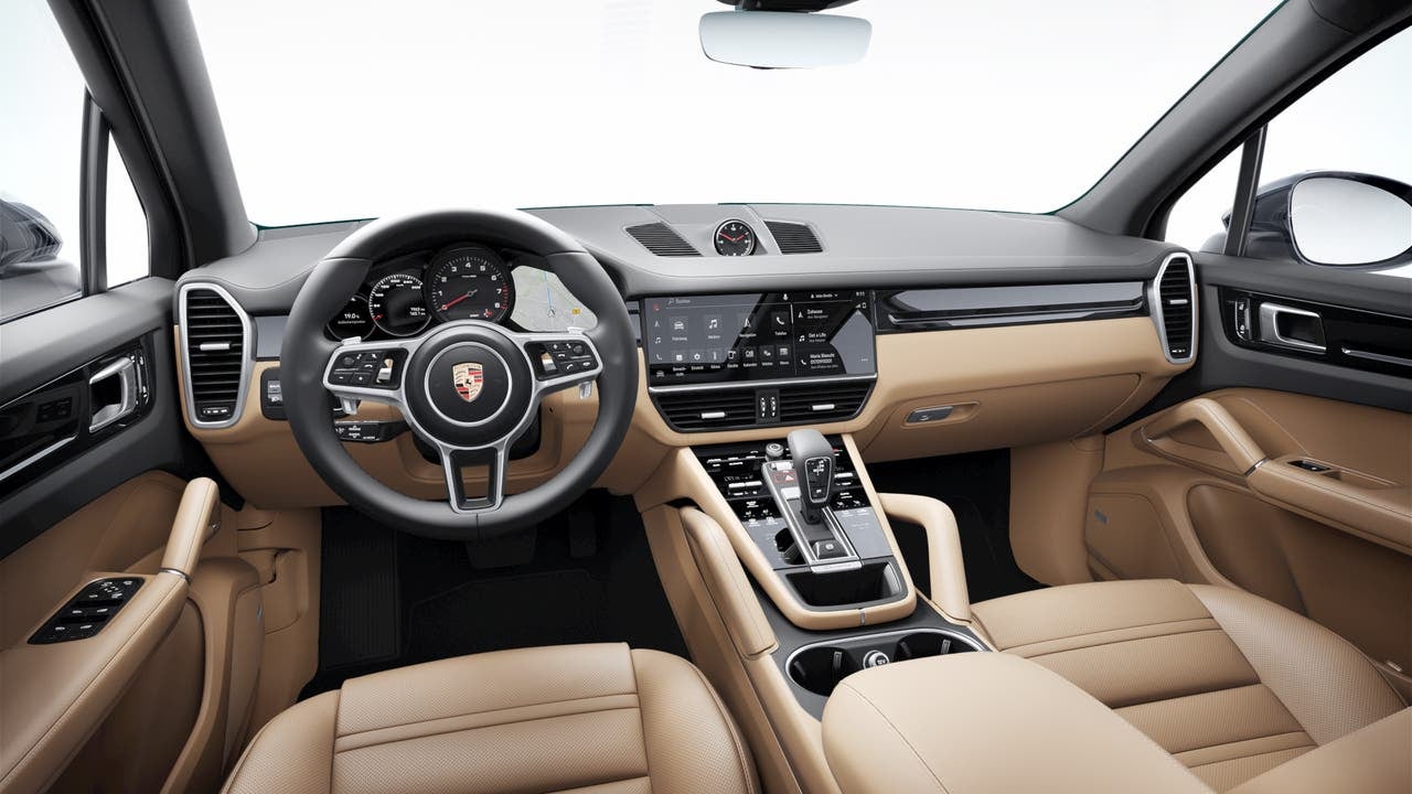 2022 Porsche Cayenne Cayenne Platinum Edition (MY22)