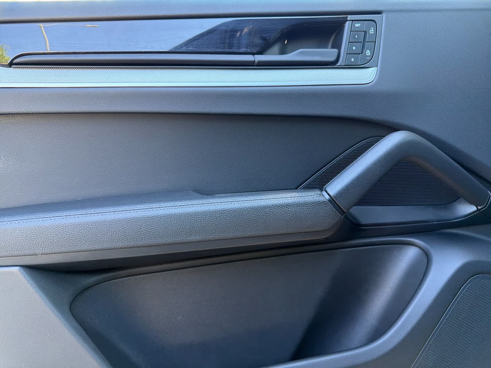 2024 Porsche Cayenne Cayenne