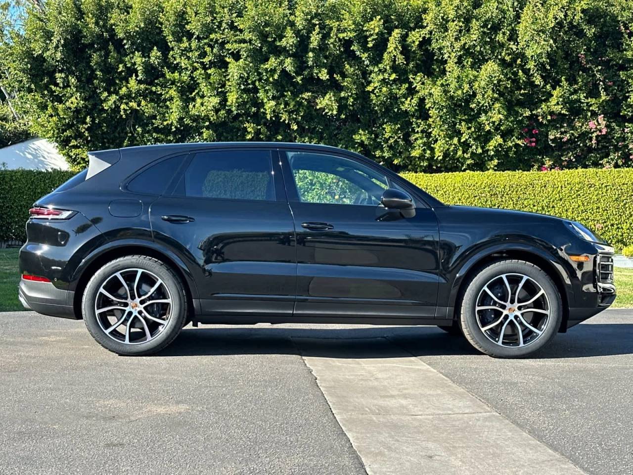 2026 Porsche Cayenne AWD