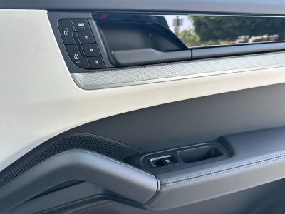 2026 Porsche Cayenne Base