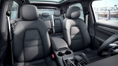 2023 Porsche Cayenne Platinum Edition