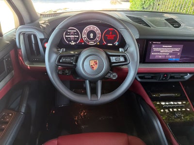 2026 Porsche Cayenne Base
