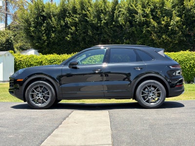 2026 Porsche Cayenne Base