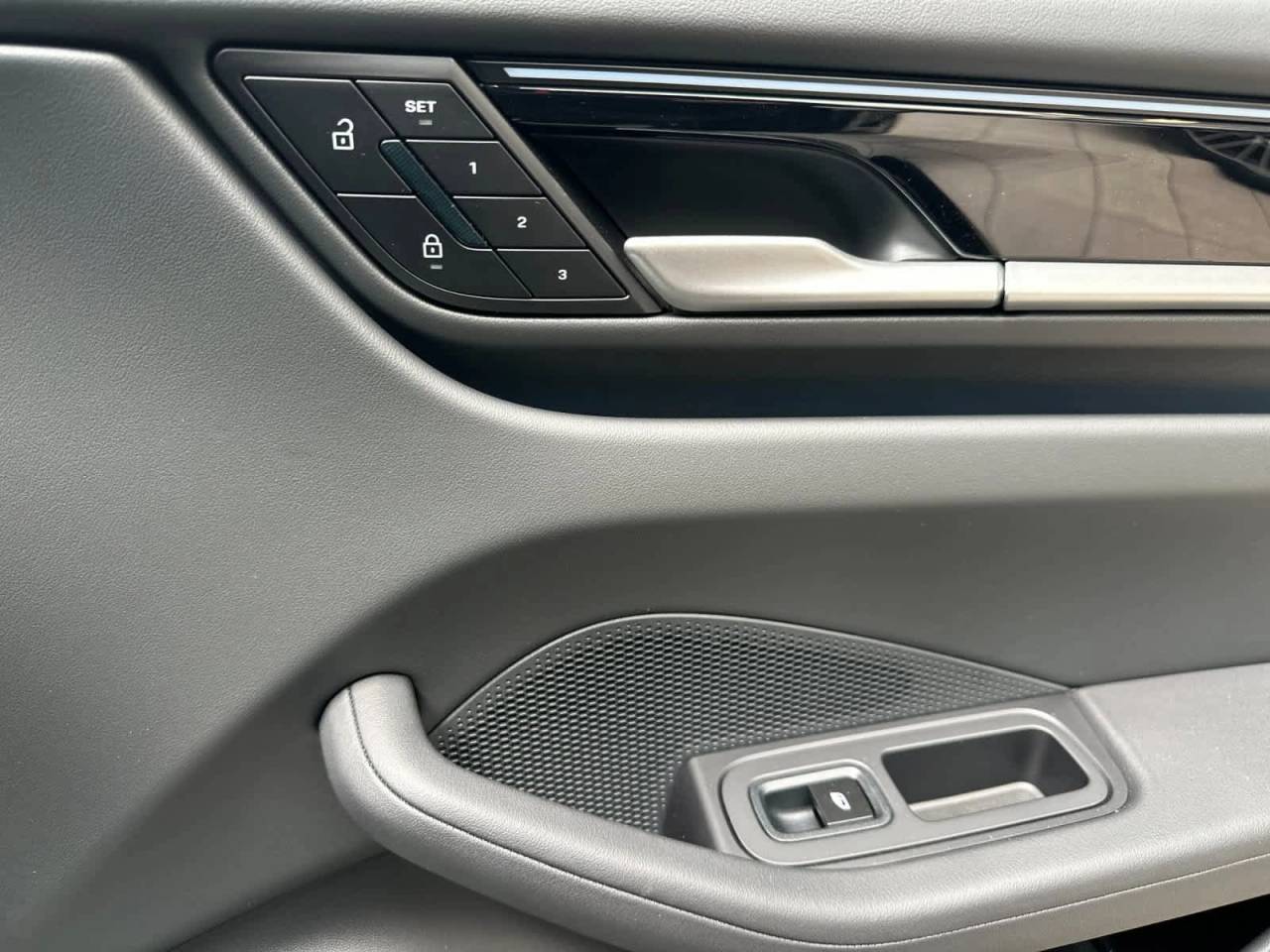 2026 Porsche Macan 4 Electric