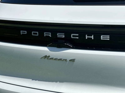 2026 Porsche Macan 4 Electric