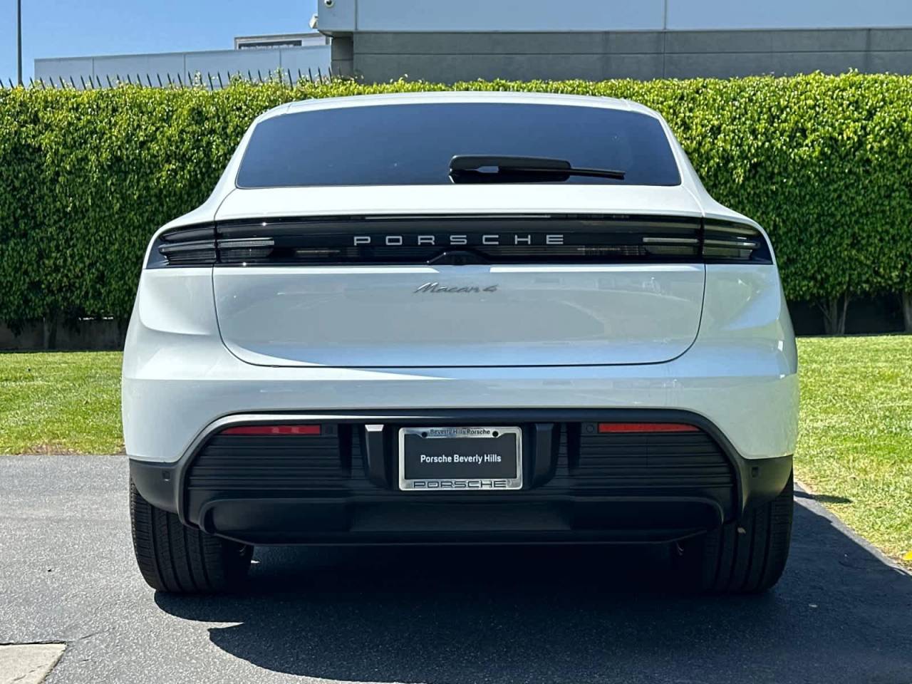 2026 Porsche Macan 4 Electric