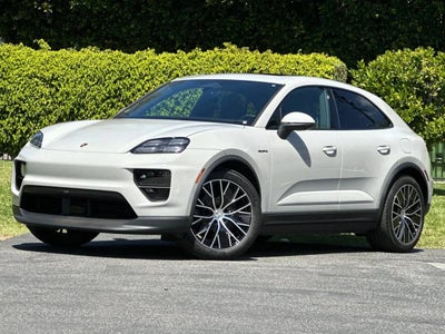 2026 Porsche Macan 4 Electric