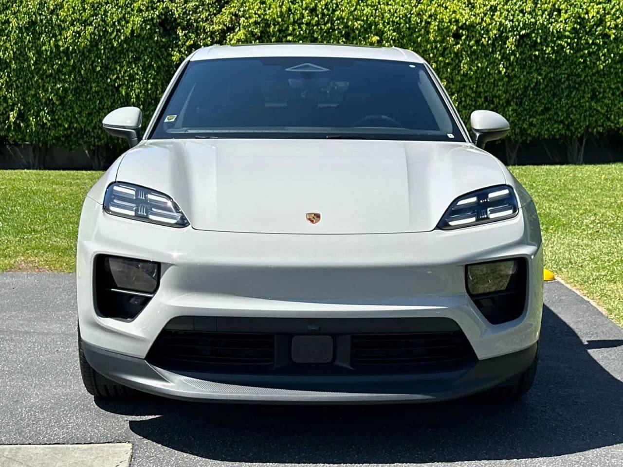 2026 Porsche Macan 4 Electric