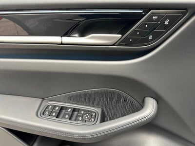 2026 Porsche Macan 4 Electric