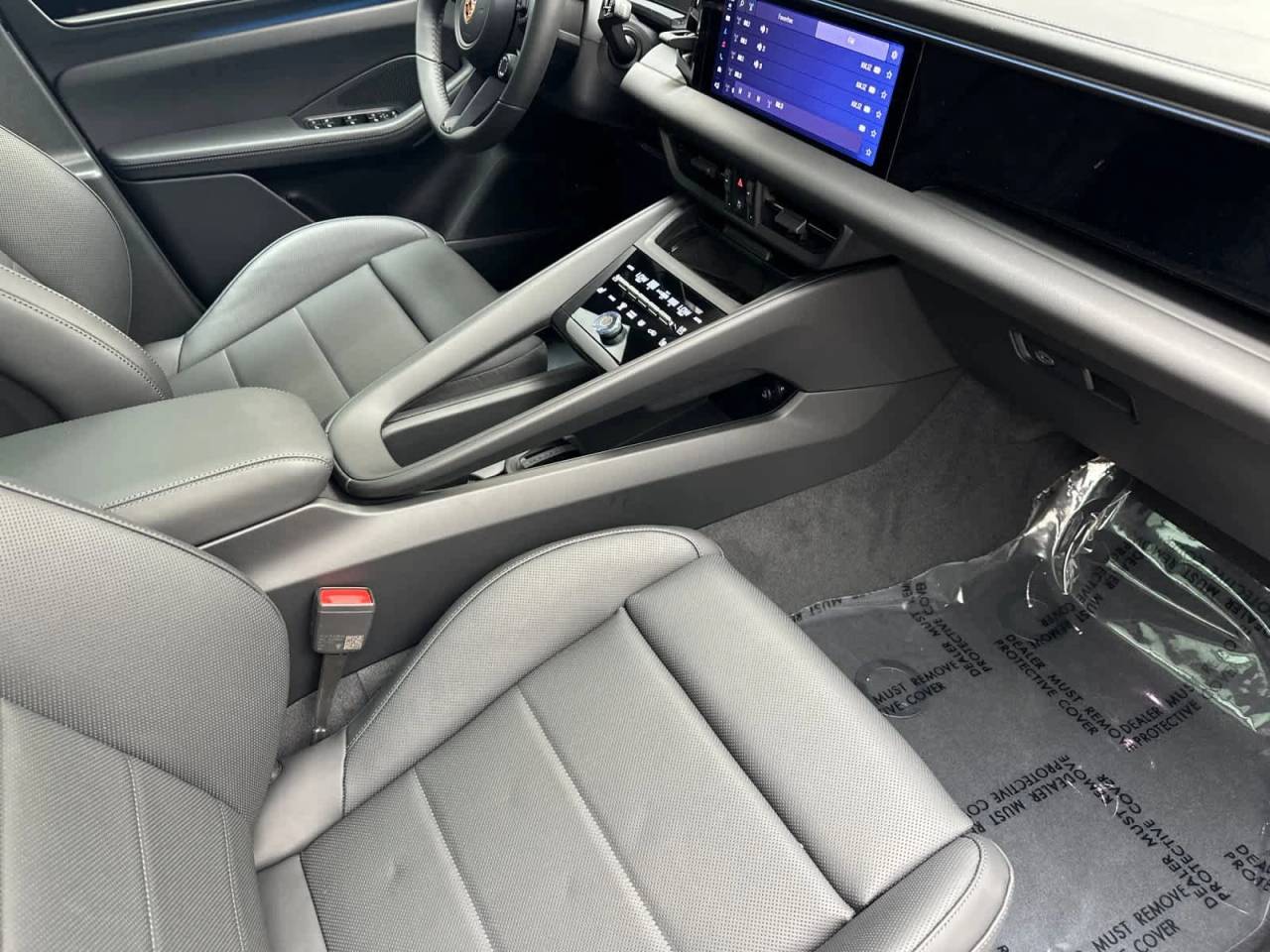 2026 Porsche Macan 4 Electric