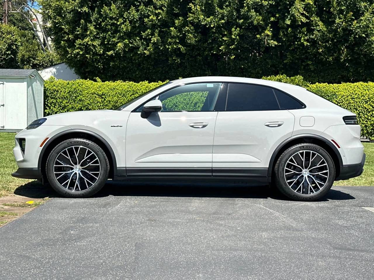 2026 Porsche Macan 4 Electric