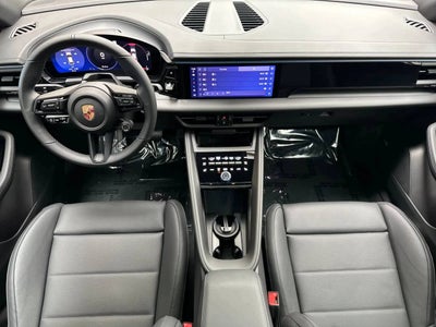 2026 Porsche Macan 4 Electric