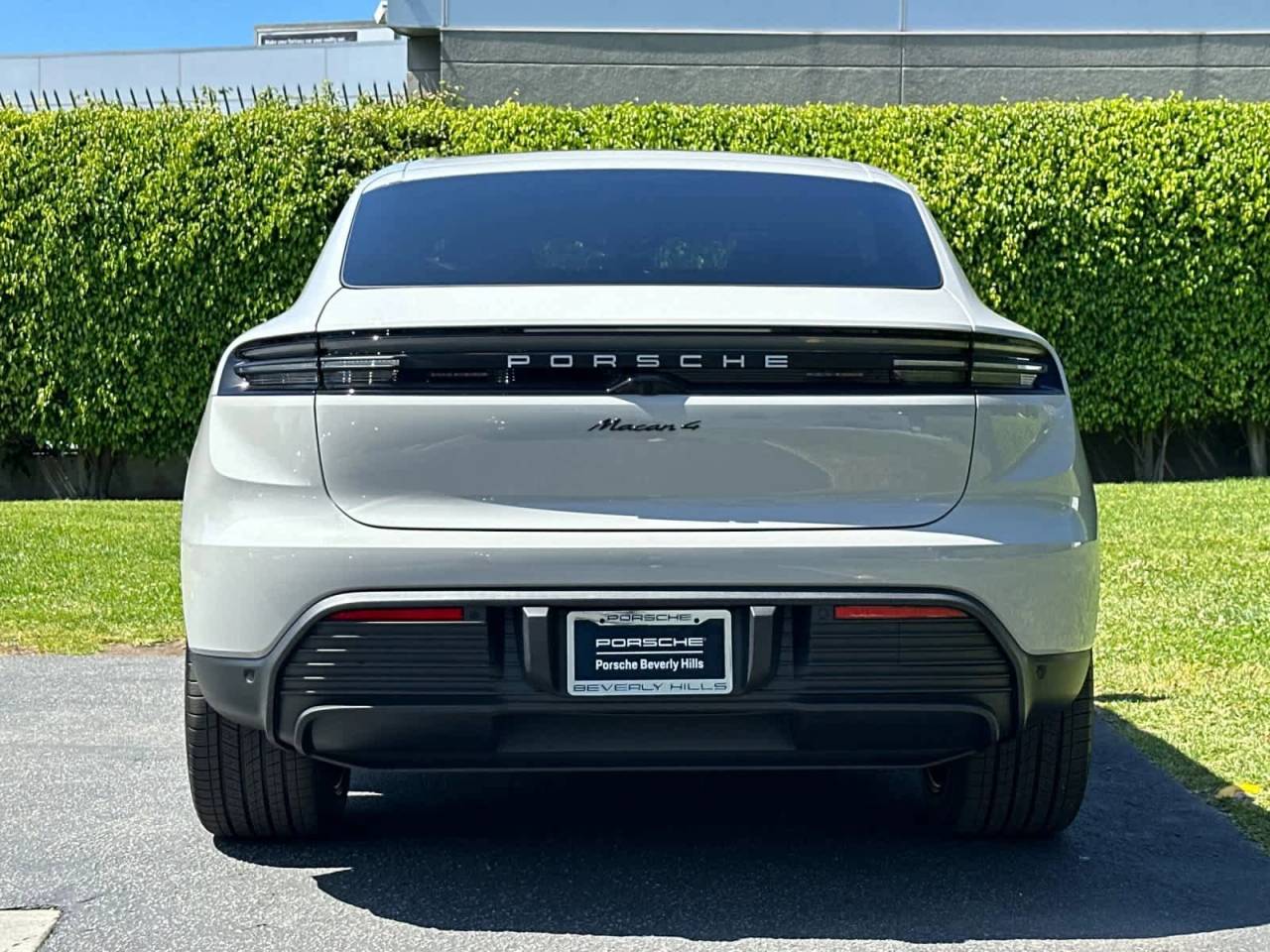 2026 Porsche Macan 4 Electric