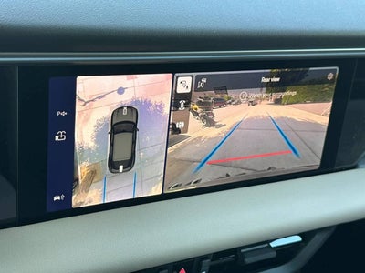 2026 Porsche Macan 4 Electric