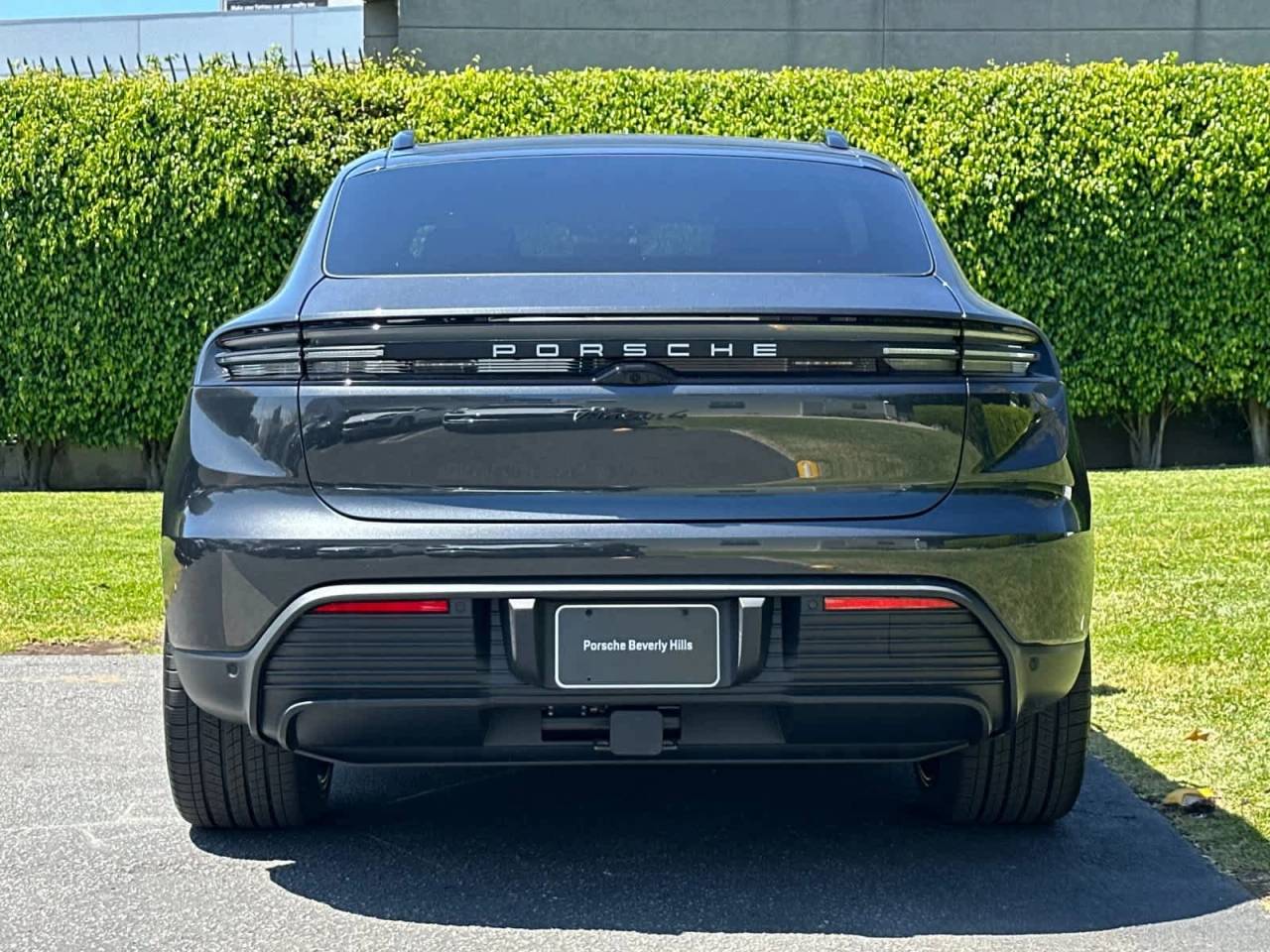 2026 Porsche Macan 4 Electric