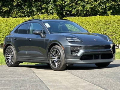 2025 Porsche Macan Electric 4