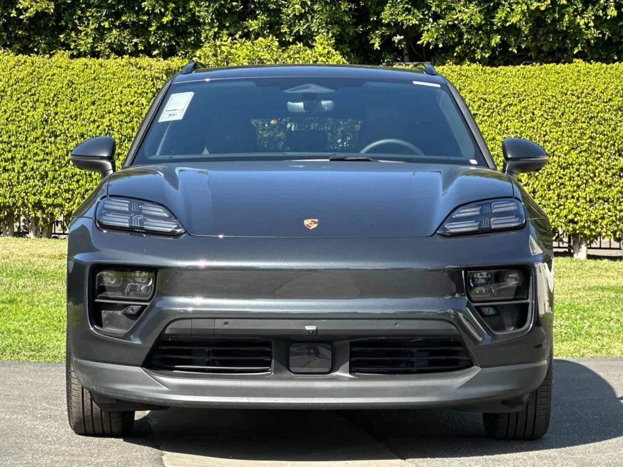 2025 Porsche Macan Electric 4