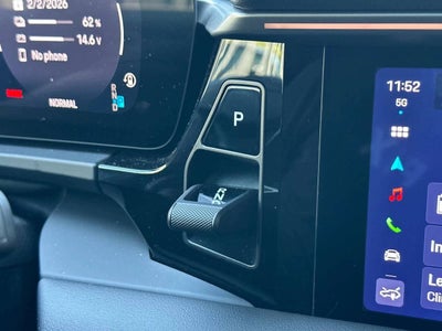 2025 Porsche Macan Electric 4