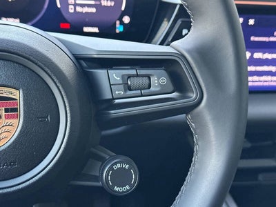 2025 Porsche Macan Electric 4