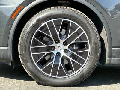 2025 Porsche Macan Electric 4