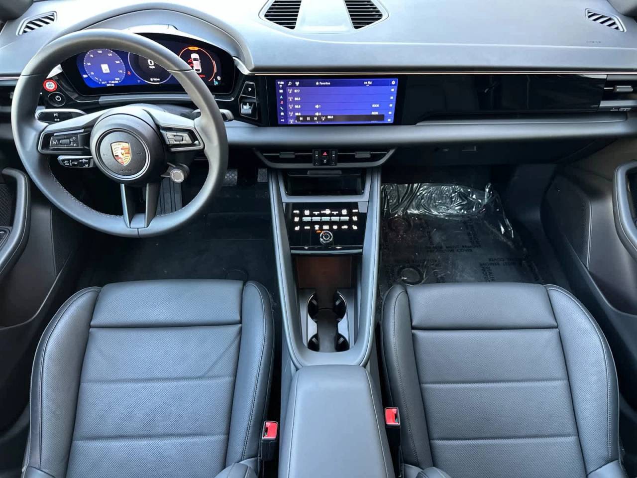 2025 Porsche Macan Electric 4