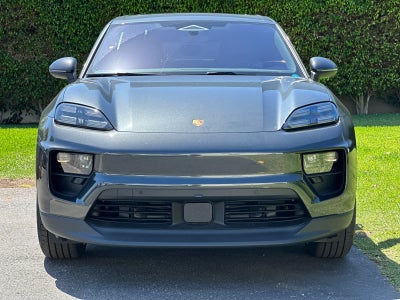 2026 Porsche Macan Macan 4 Electric