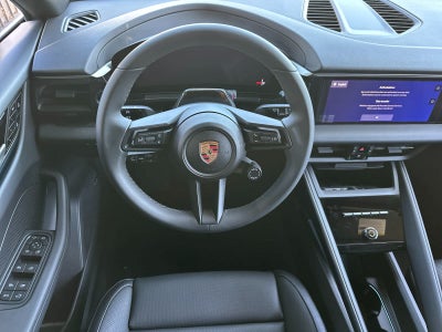 2026 Porsche Macan Macan 4 Electric