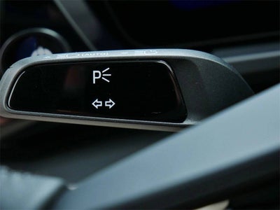 2025 Porsche Macan Electric 4