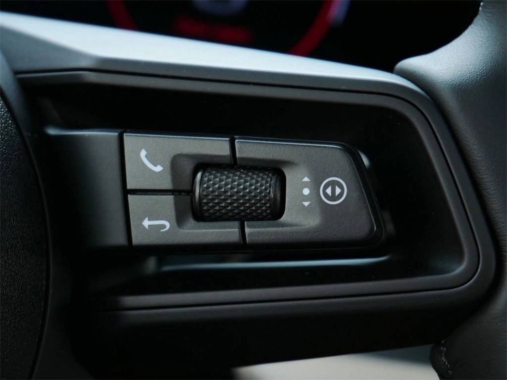 2025 Porsche Macan Electric 4