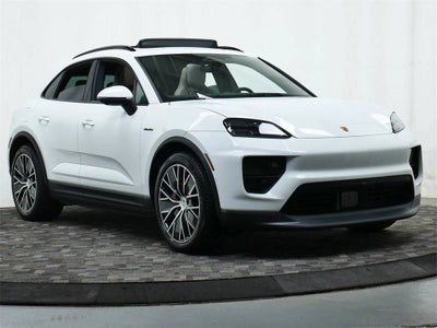 2025 Porsche Macan Electric 4