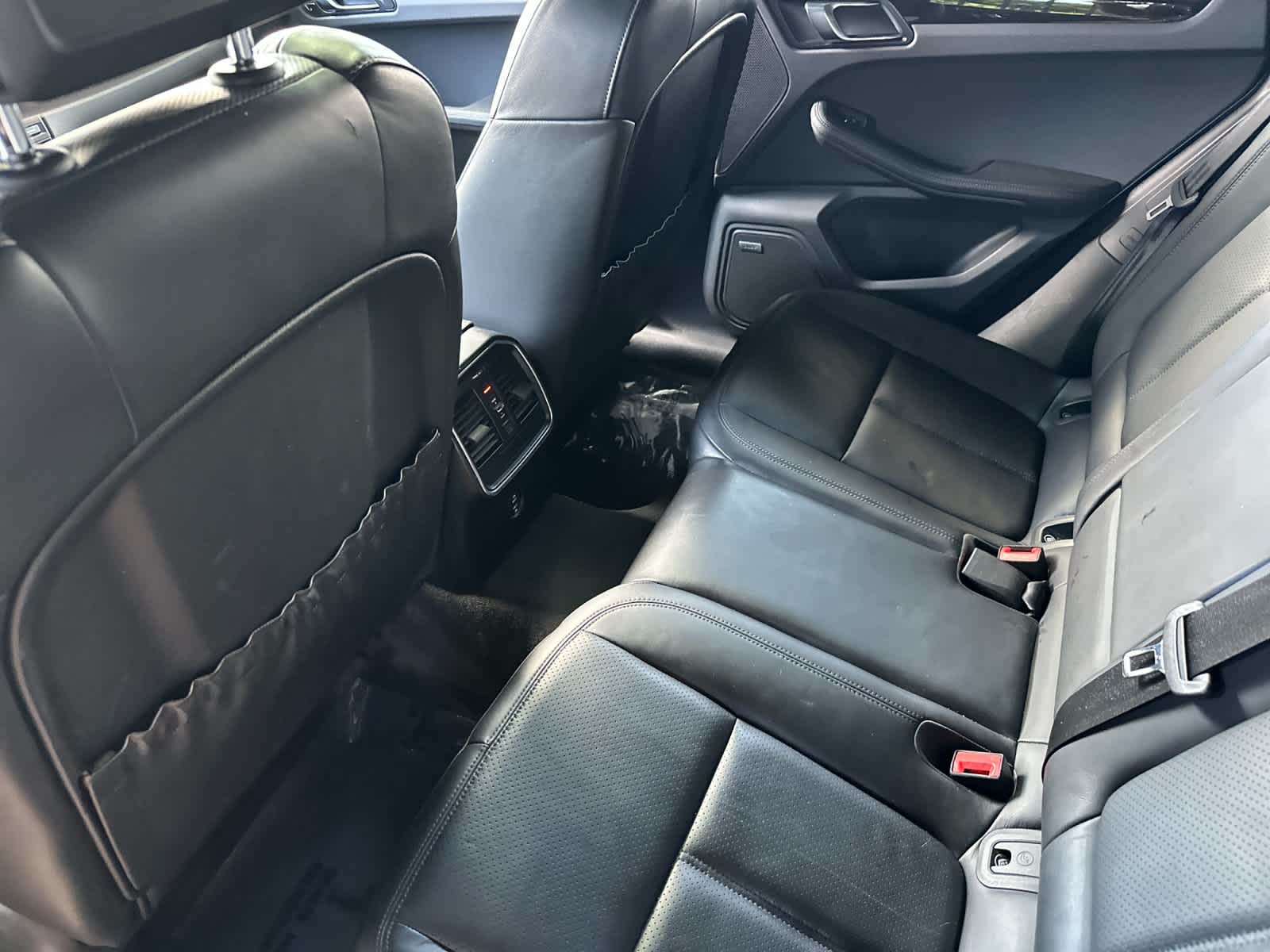 2021 Porsche Macan Macan S