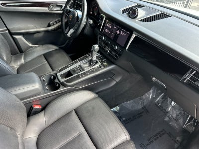 2021 Porsche Macan Macan S