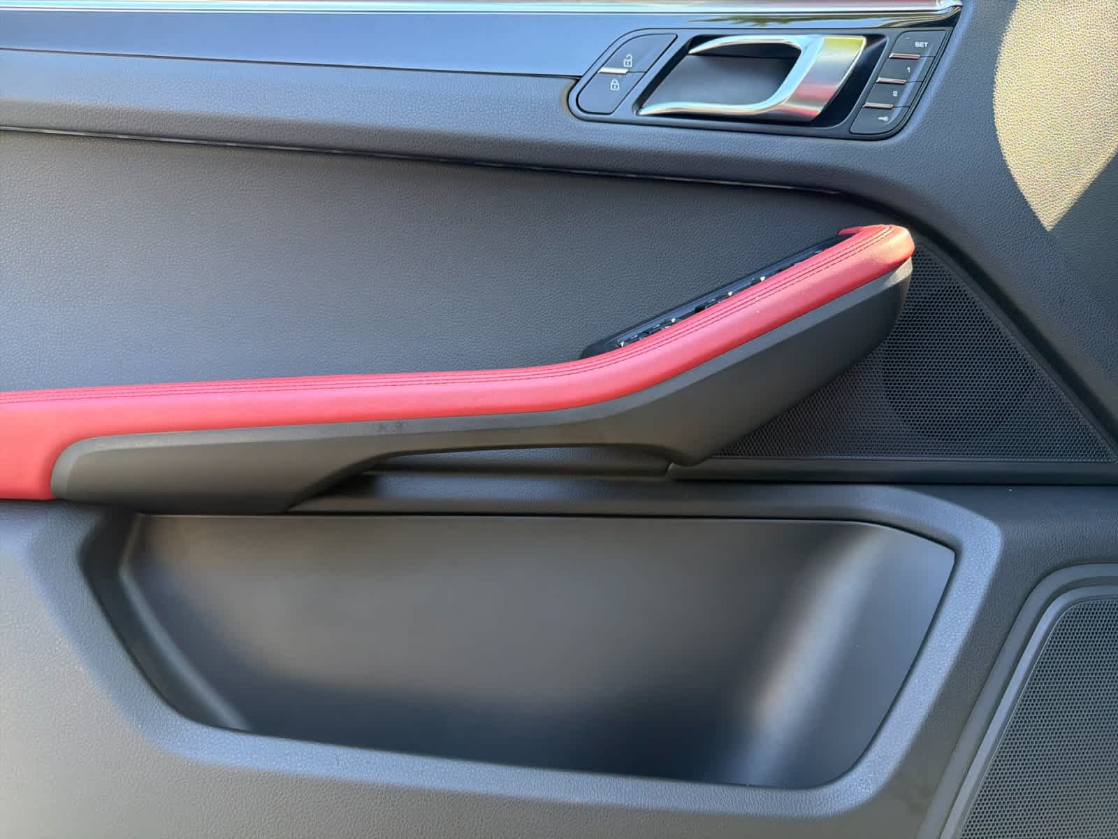 2021 Porsche Macan Macan S