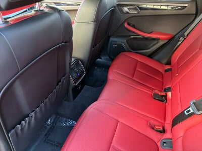 2021 Porsche Macan Macan S