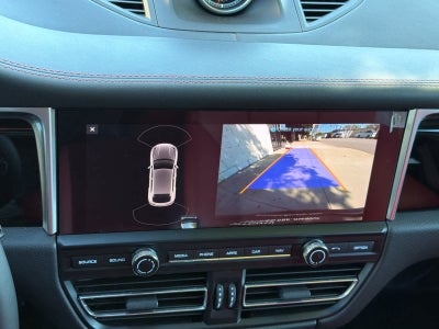 2021 Porsche Macan Macan S