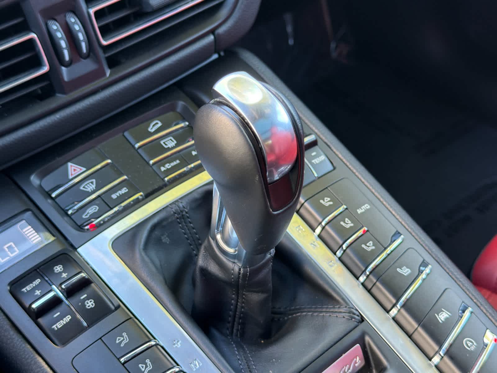2021 Porsche Macan Macan S