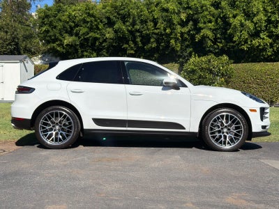 2021 Porsche Macan Macan S