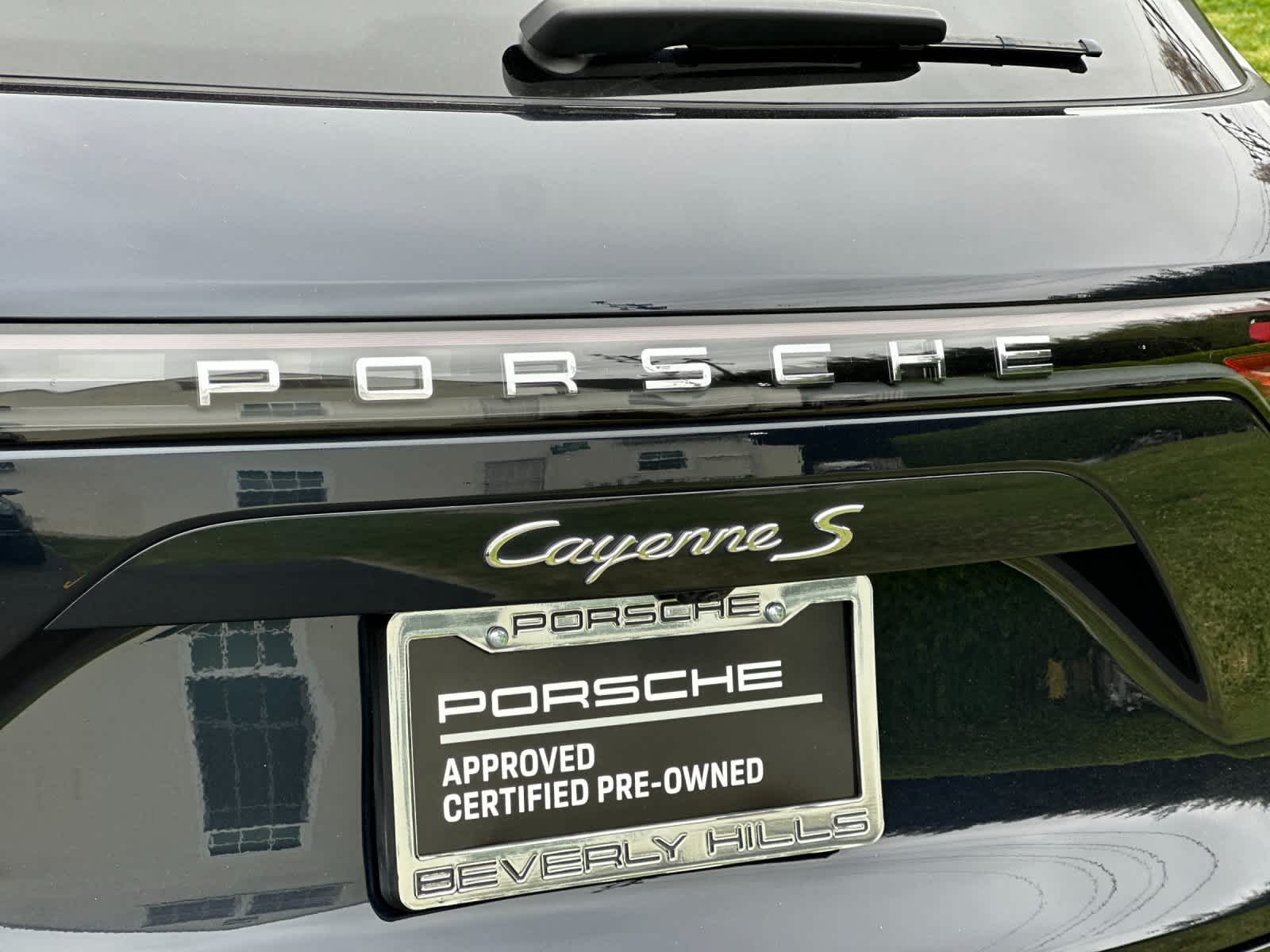 2023 Porsche Cayenne S