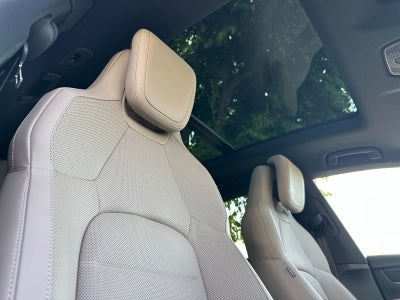 2025 Porsche Macan Macan 4S Electric